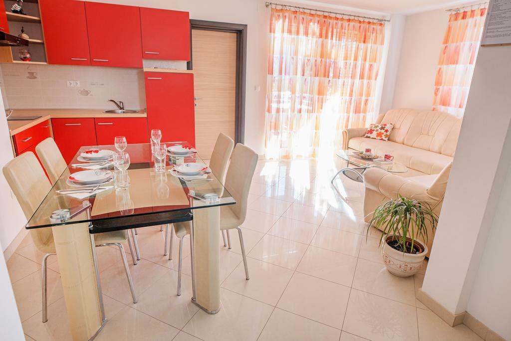Apartments Mia Башка Экстерьер фото