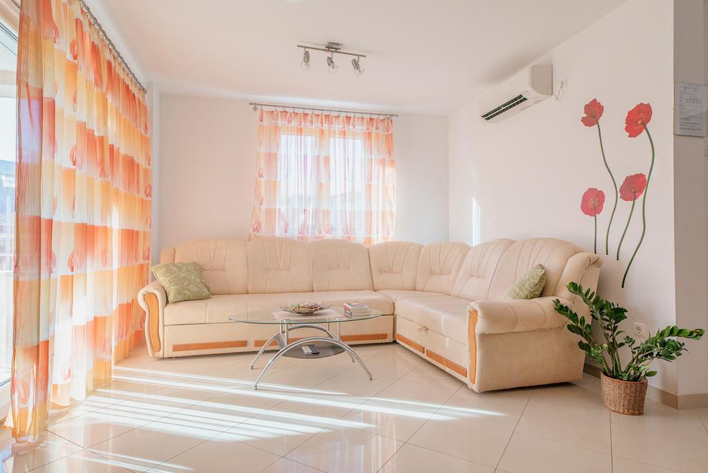Apartments Mia Башка Экстерьер фото