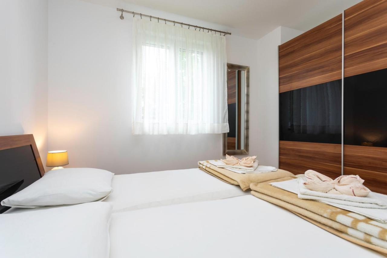 Apartments Mia Башка Экстерьер фото